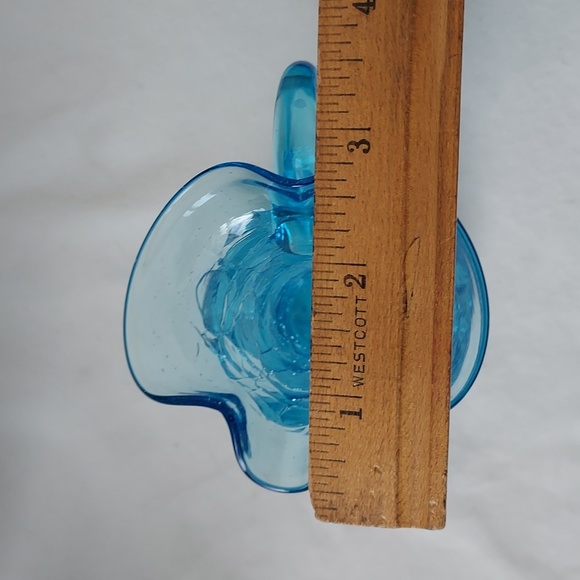 Turquoise blue 💙 crackle glass mini pitcher flower bud vase - Picture 13 of 16